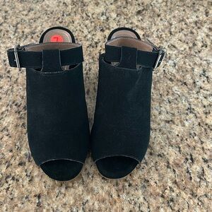 Vionic Kaia Stacked Heel 7 New